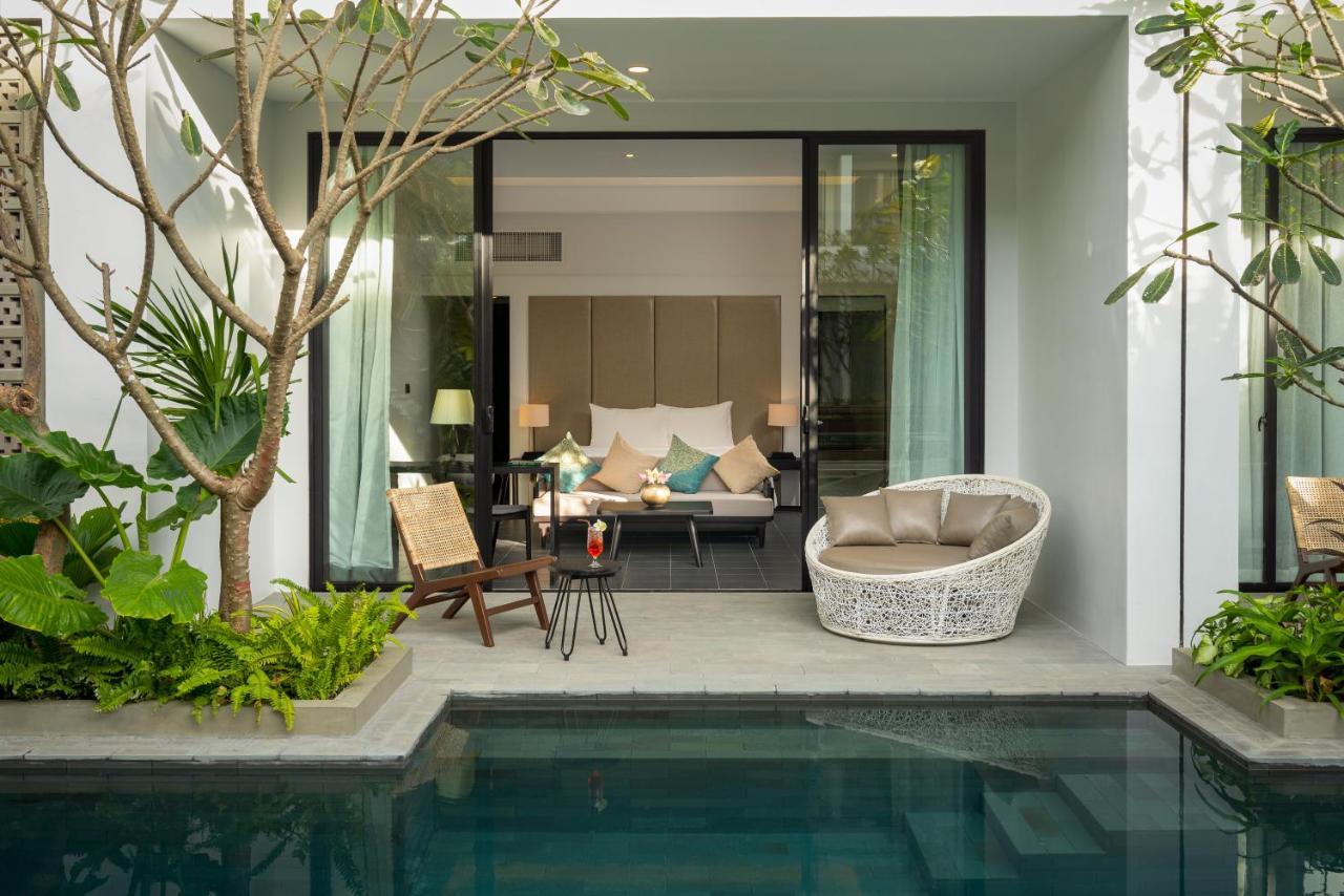 Eightfold Urban Resort Siem Reap Bagian luar foto A pool villa at The Sukhothai