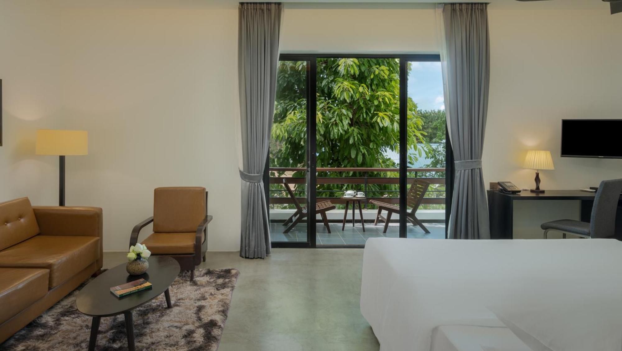 Eightfold Urban Resort Siem Reap Ruang foto Deluxe Room